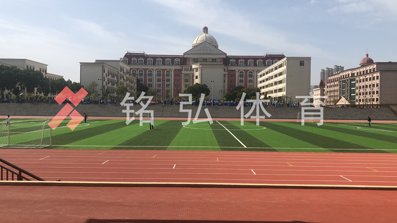 江西省新建二中